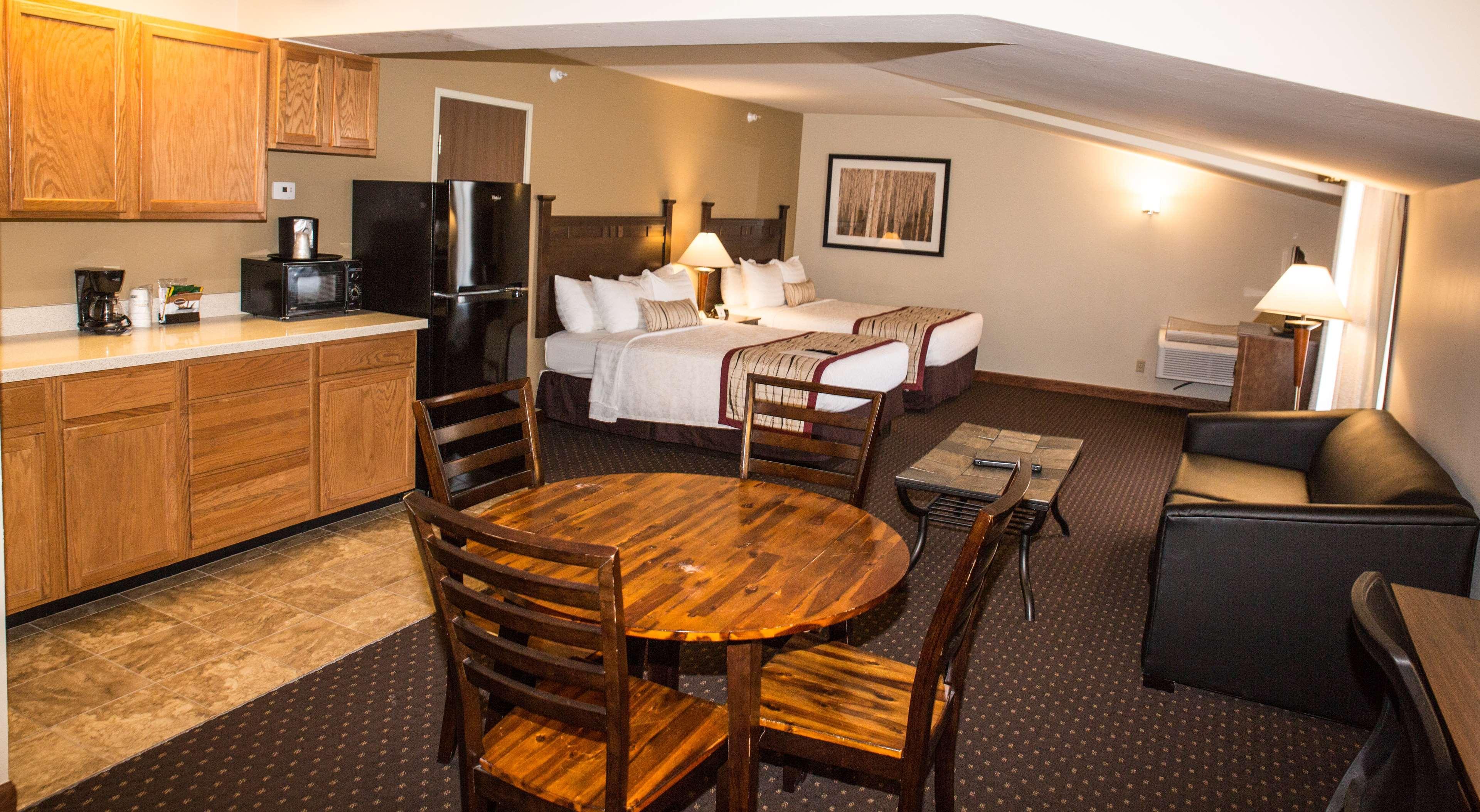 Best Western Desert Inn West Yellowstone Buitenkant foto
