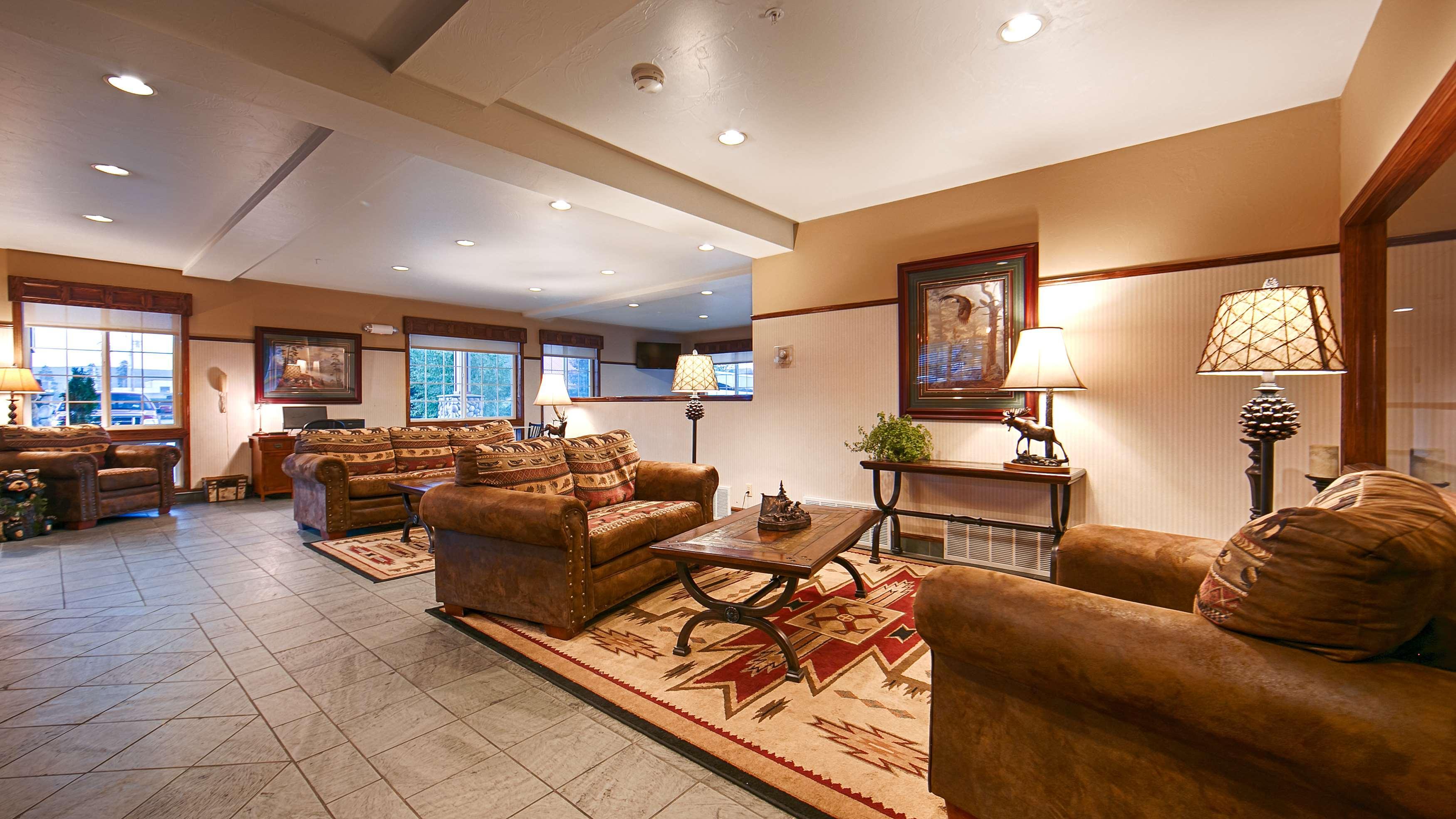 Best Western Desert Inn West Yellowstone Buitenkant foto