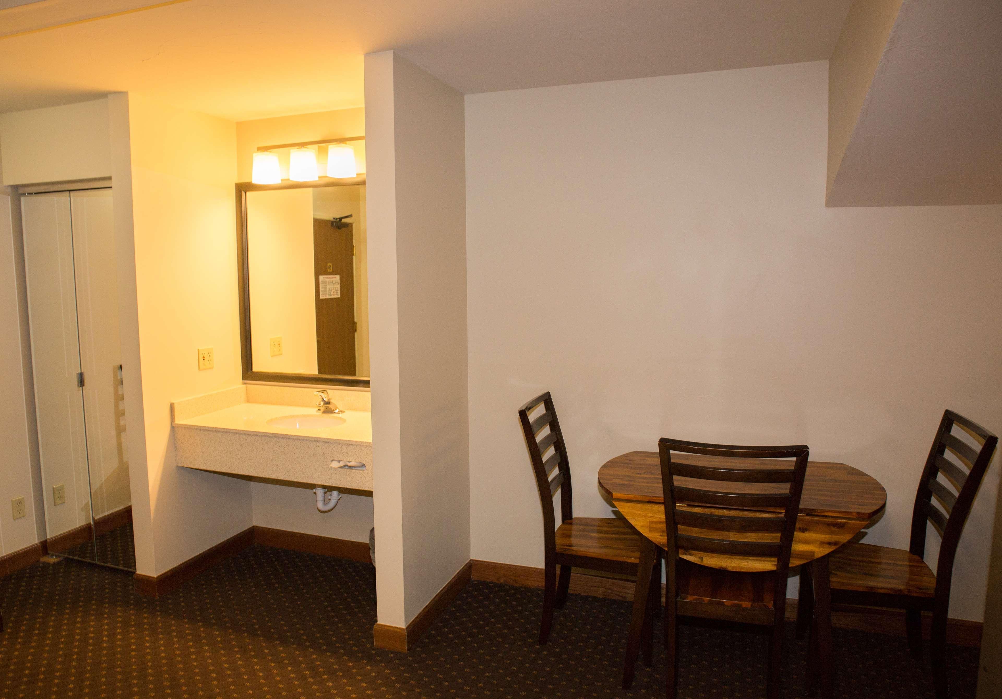 Best Western Desert Inn West Yellowstone Buitenkant foto