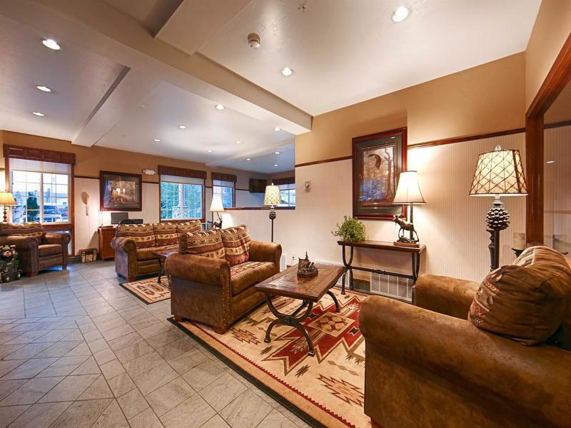 Best Western Desert Inn West Yellowstone Buitenkant foto